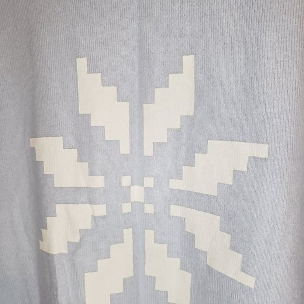 NWOT‎ Free Press Snowflake Top - Picture 7 of 7
